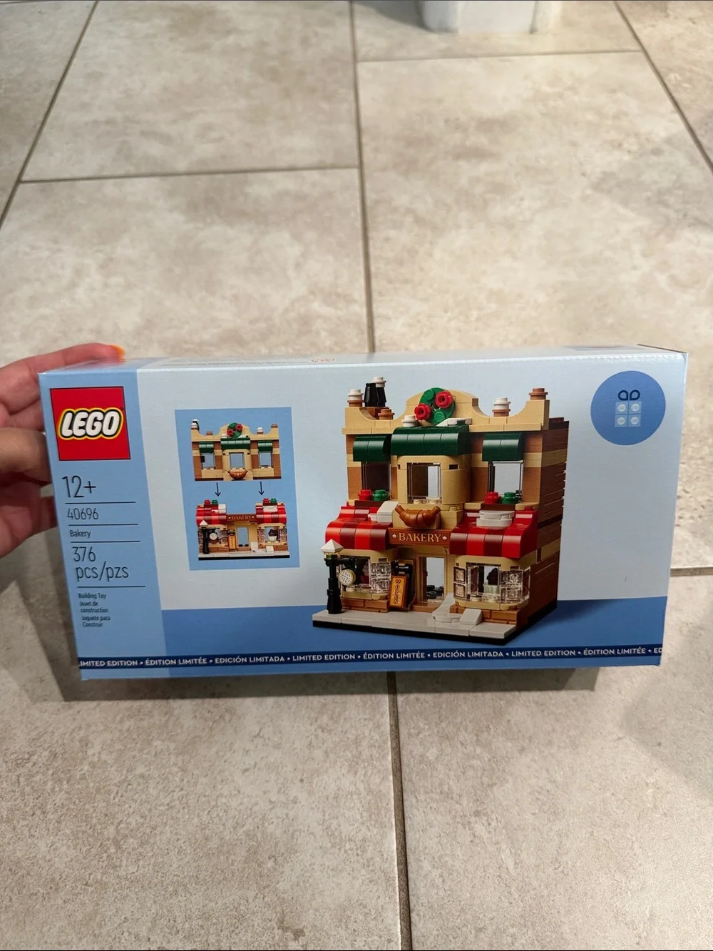 LEGO Bakery Modular Building Set 40696 NWT